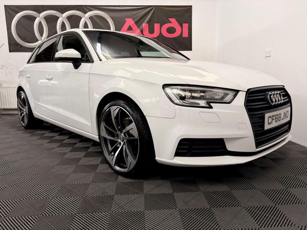 Audi A3 1.6 Tdi 30 Se Technik Sportback Euro 6 S S White #4
