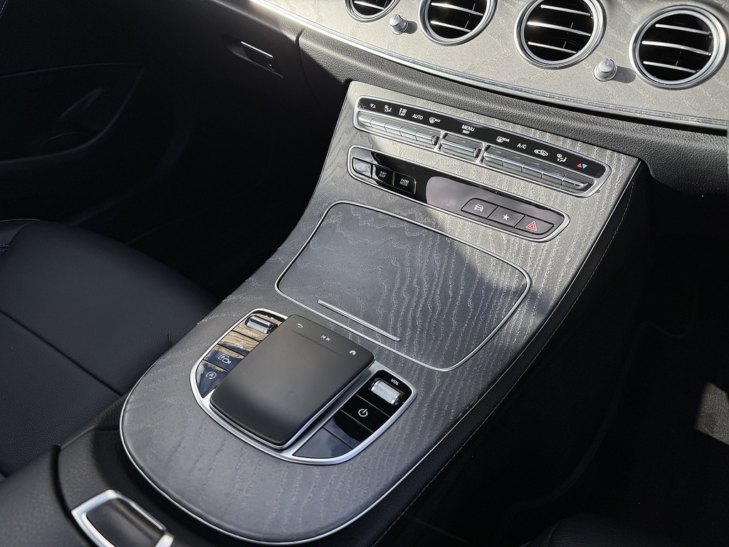Mercedes-Benz E Class Mhev Amg Night Edition Premium Plus Saloon Petro #35