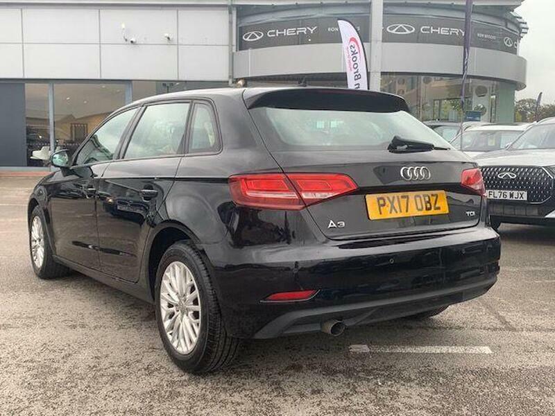 Audi A3 1.6 Tdi Se Technik Sportba Black #5