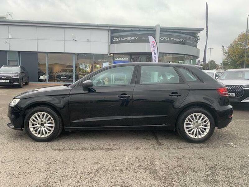 Audi A3 1.6 Tdi Se Technik Sportba Black #6