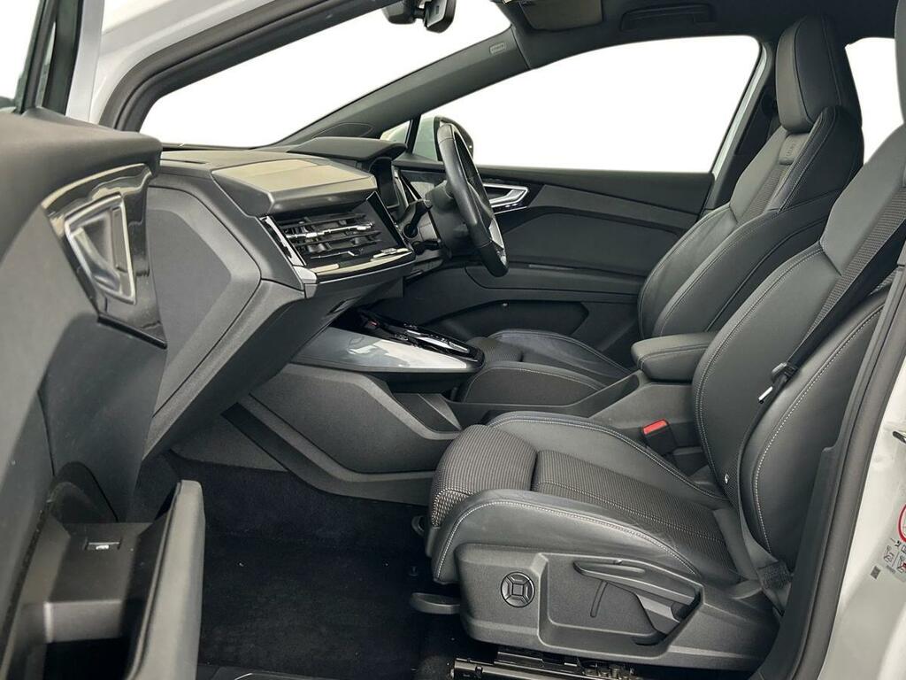 Audi Q4 E Tron 40 S Line Sportback 82Kwh White #3