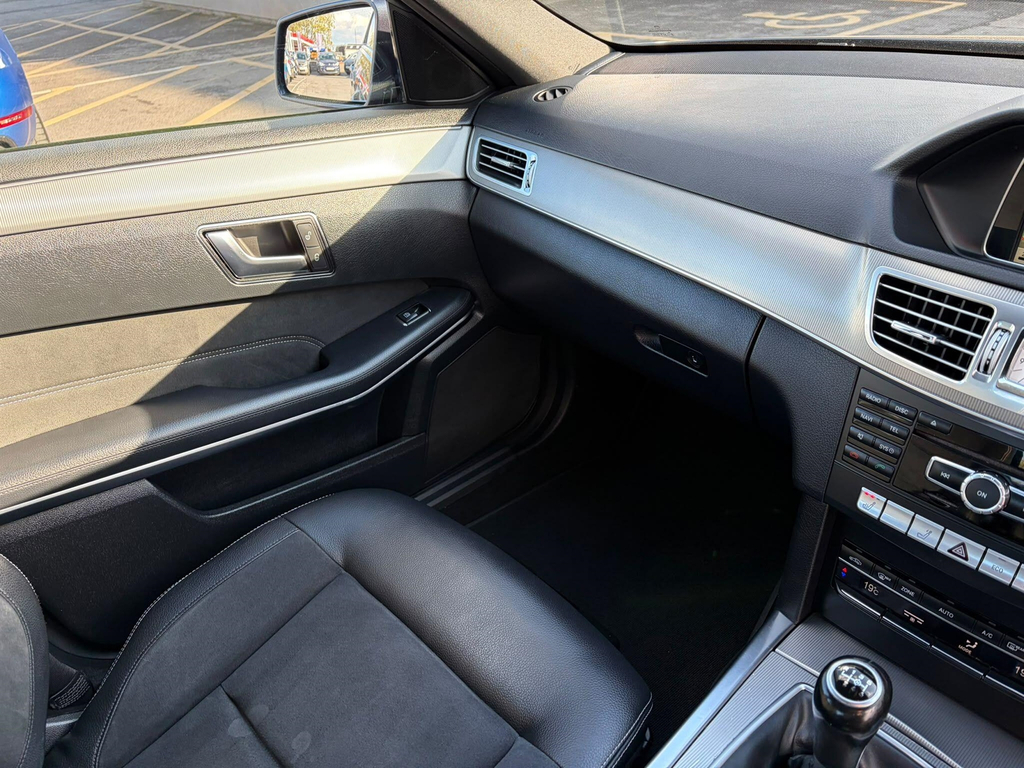 Mercedes-Benz E Class 2.1 E220 Cdi Blueefficiency Silver #30