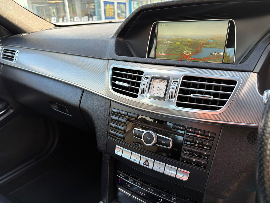 Mercedes-Benz E Class 2.1 E220 Cdi Blueefficiency Silver #22