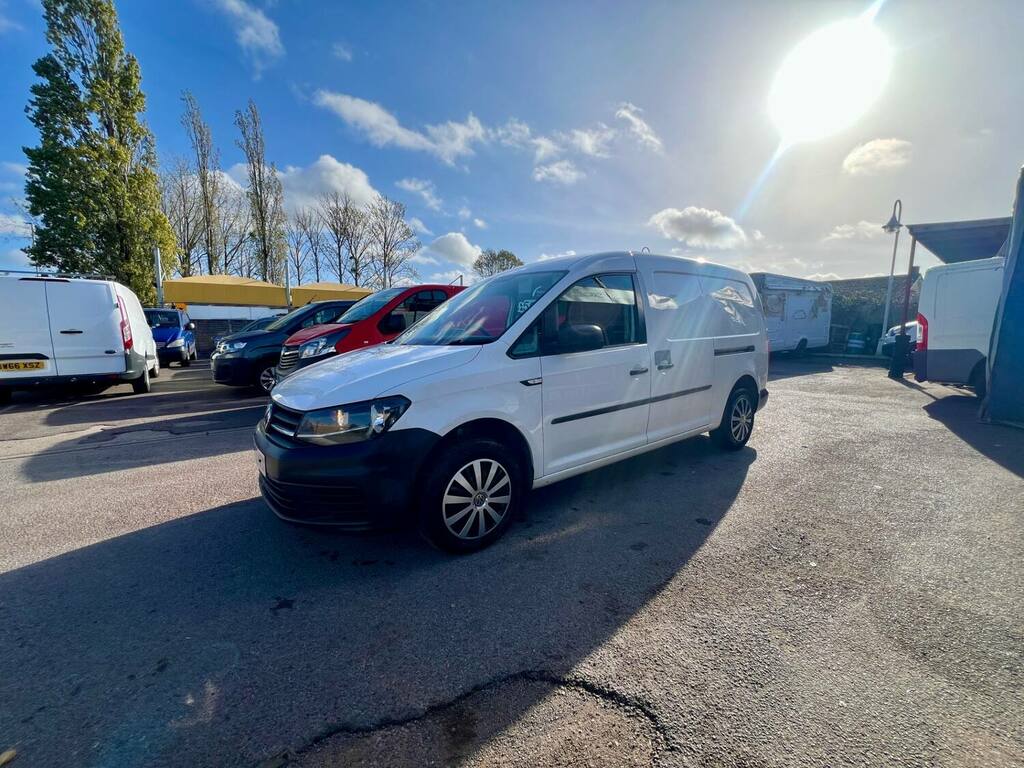 Volkswagen Caddy Maxi 2.0 Tdi Bluemotion Tech 102Ps Startline Van White #5