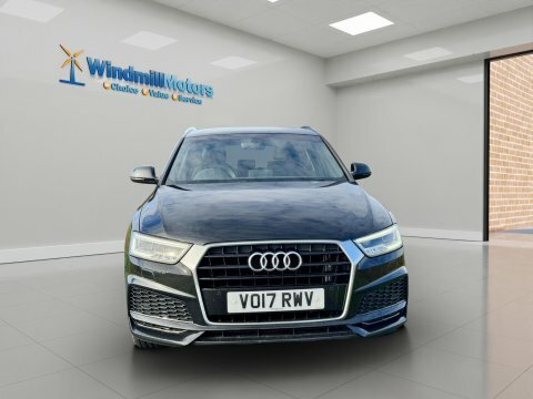Audi Q3 2.0 Tdi S Black #4