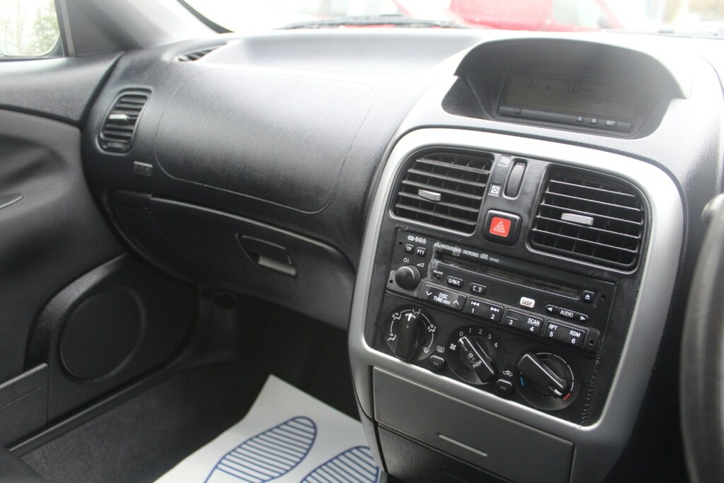 Mitsubishi Carisma 1.9 Td Elegance Silver #14