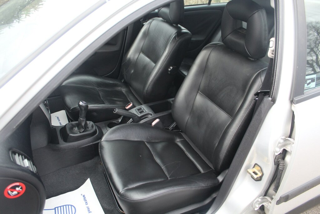 Mitsubishi Carisma 1.9 Td Elegance Silver #19