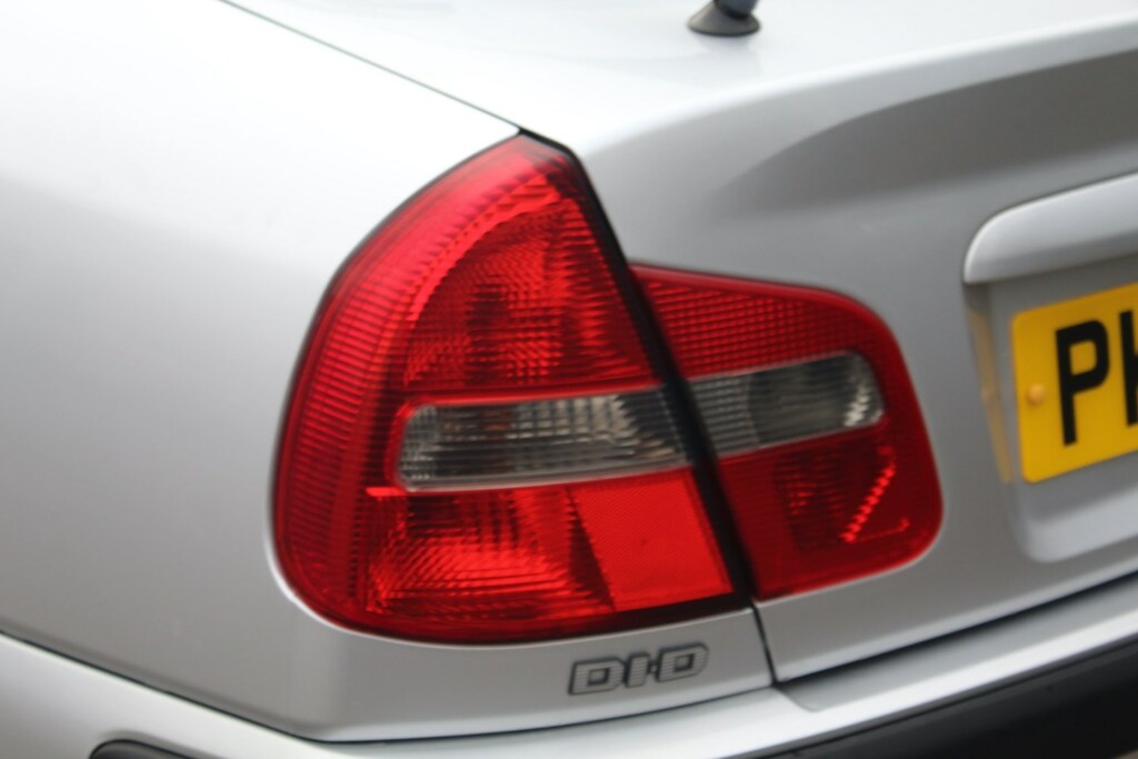 Mitsubishi Carisma 1.9 Td Elegance Silver #8