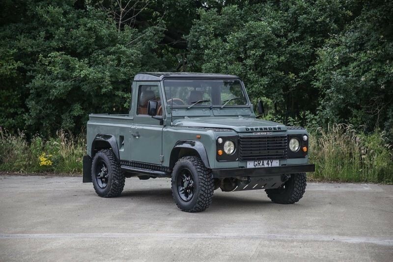 Land Rover Defender 90 4C Sw Dt White