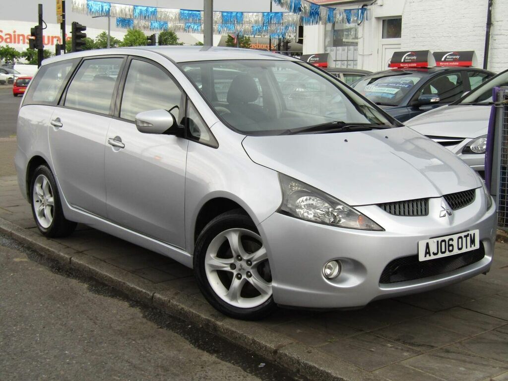 Mitsubishi Grandis   #1