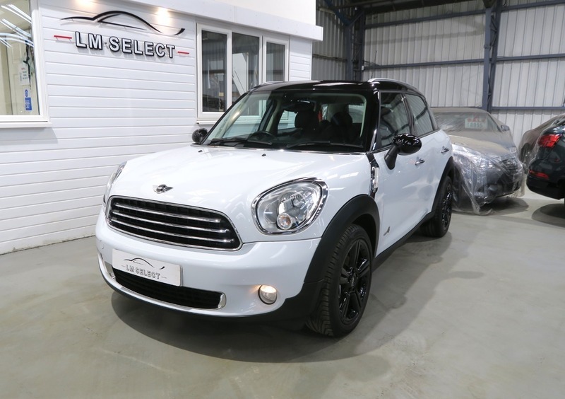Mini Countryman Cooper D All4 White #5