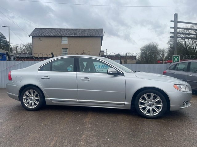 Volvo S80 Saloon Silver