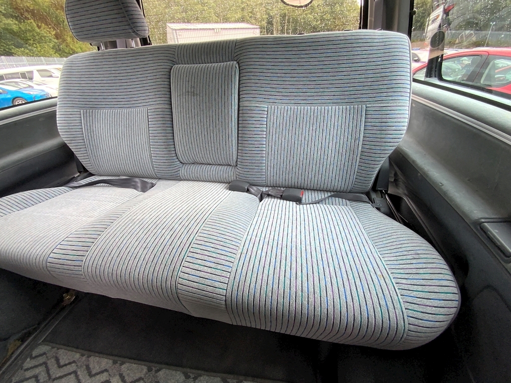 Toyota HiAce Super Custom Limited Brown #11