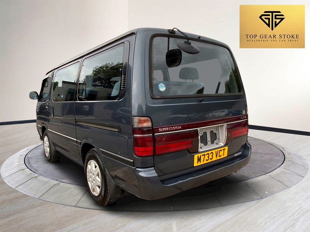 Toyota HiAce Super Custom Limited Brown #5