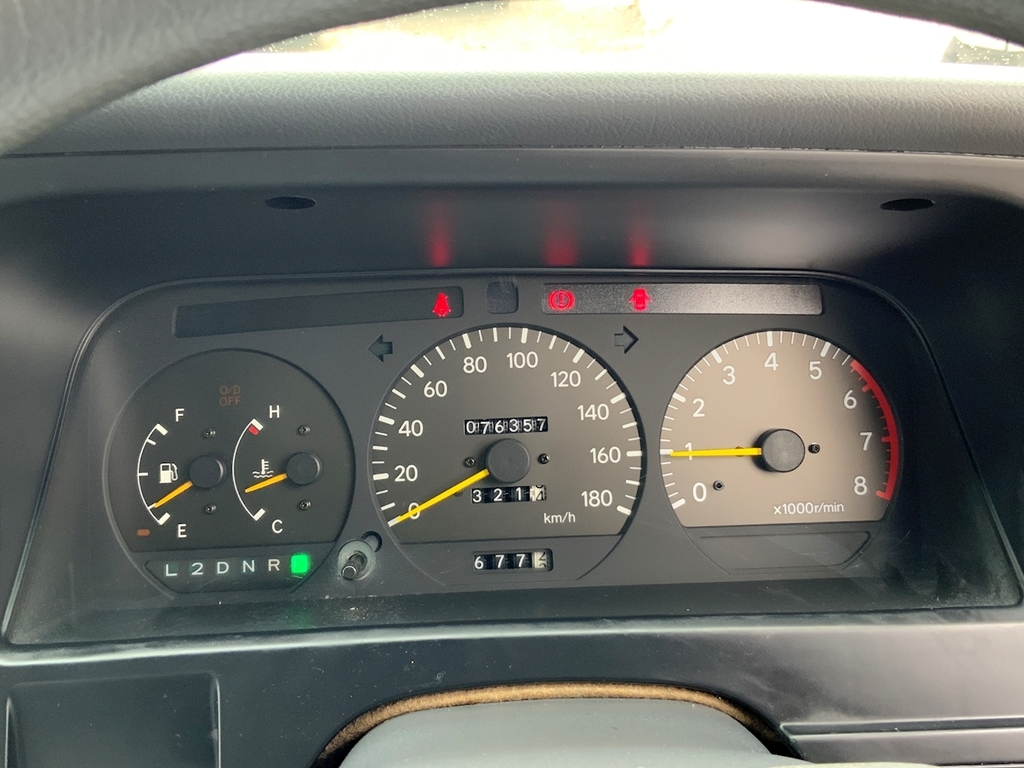 Toyota HiAce Super Custom Limited Brown #23