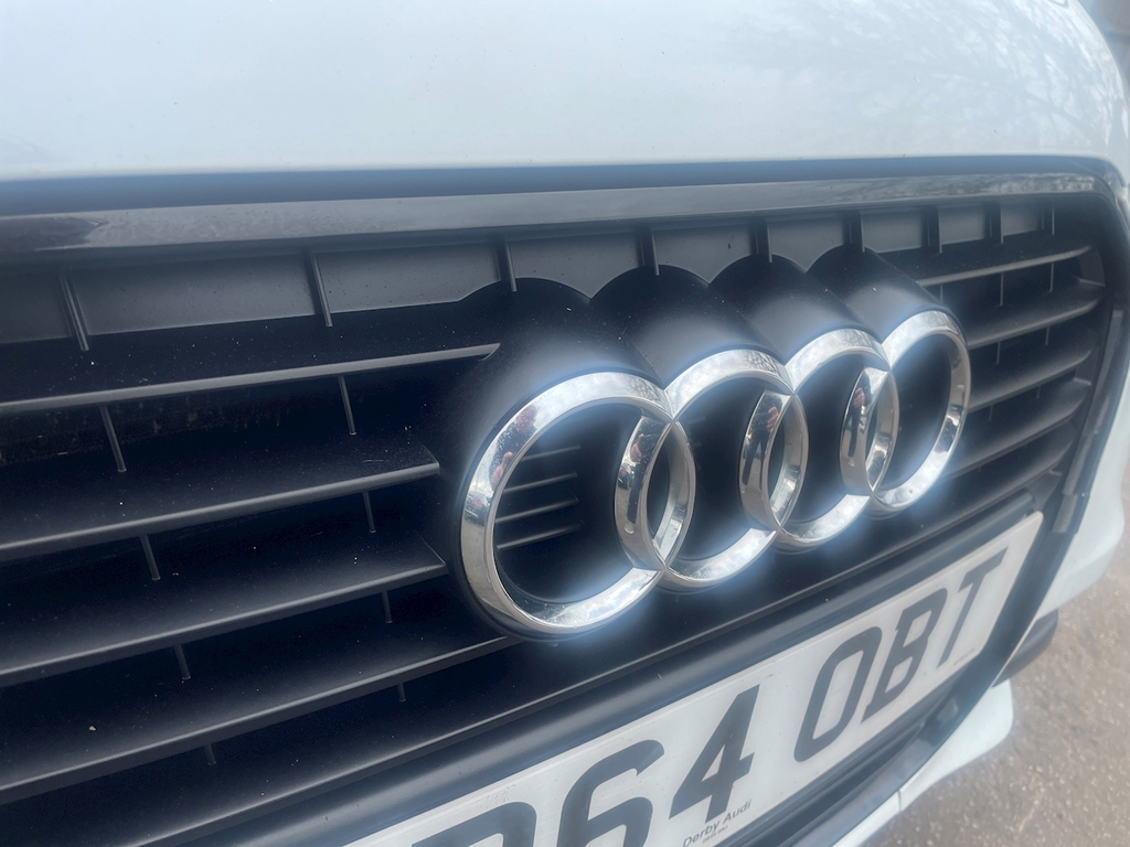 Audi A1 Tdi S Line Style Edition FD64OBT White #4