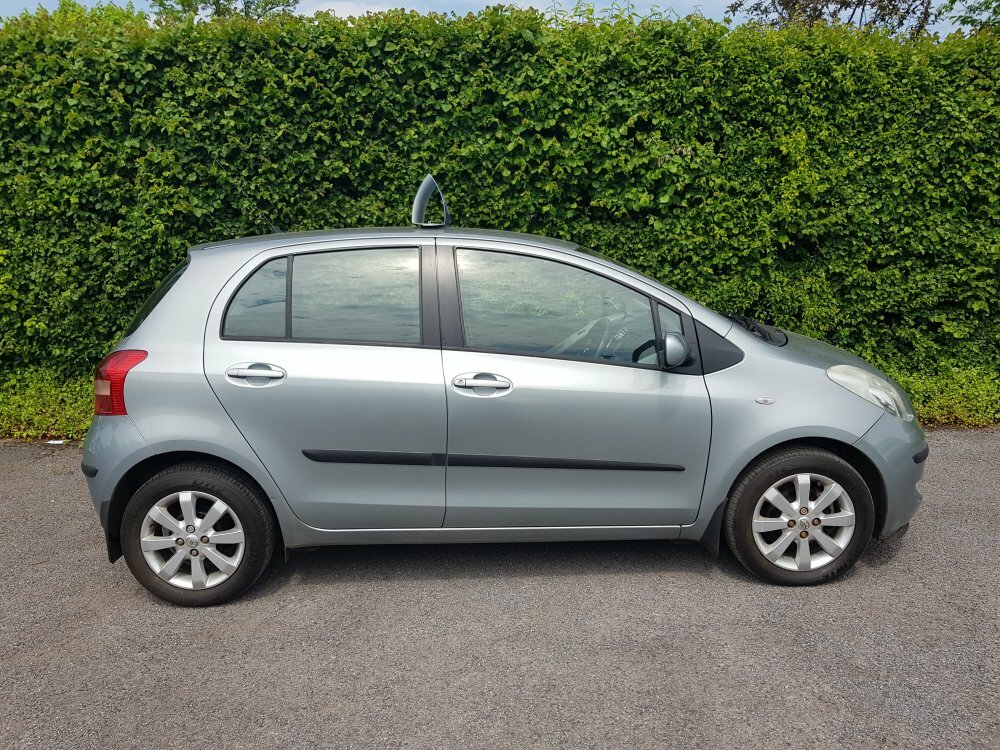 Toyota Yaris Zinc 1.3 Grey #4