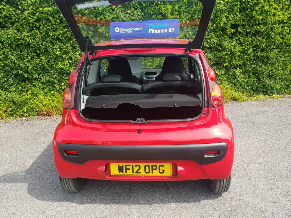 Peugeot 107 Active 1.0 Red #6