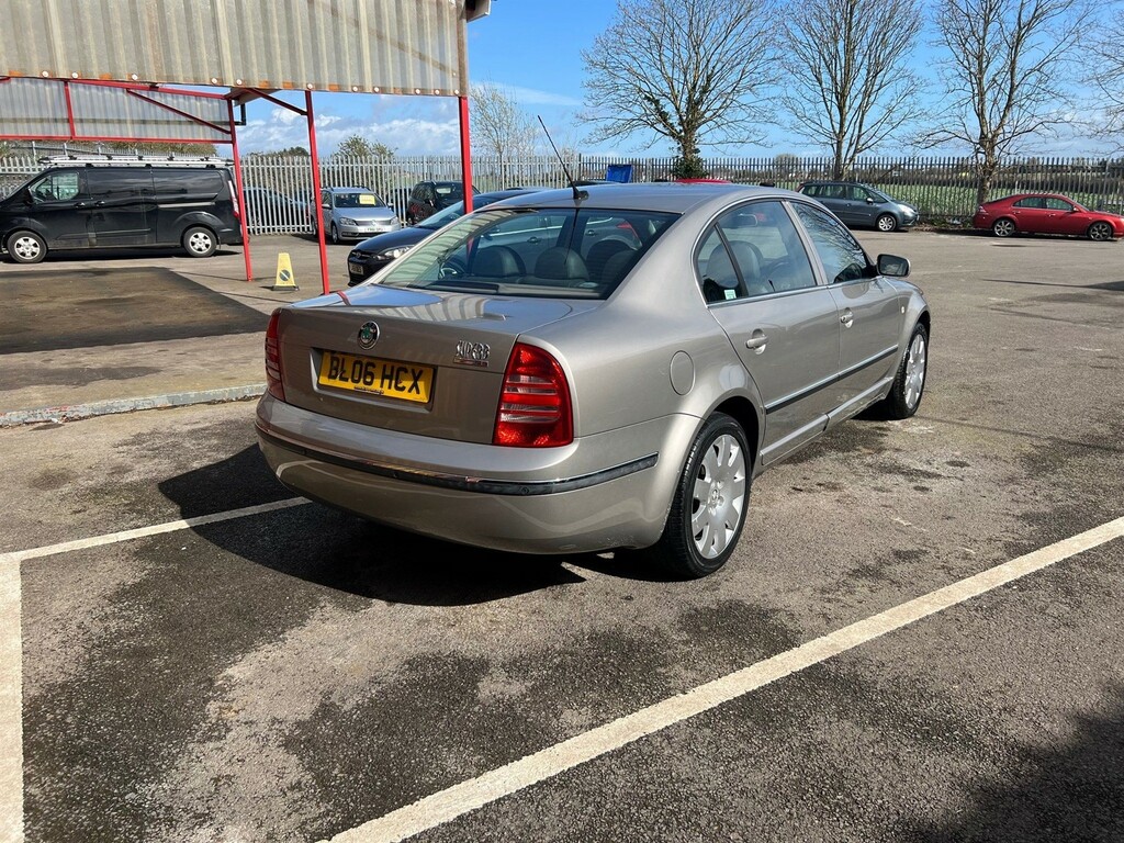 Skoda Superb Elegance V6 Tdi 4-Door Find Another Just 37K From Beige #4