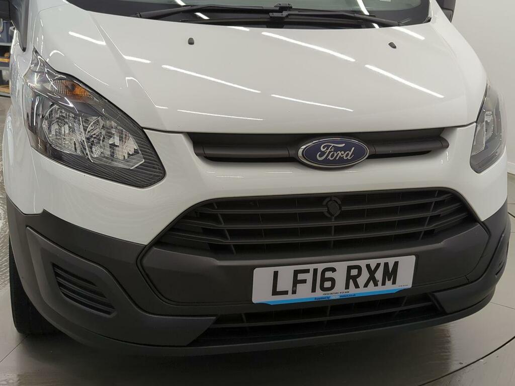 Ford Transit White #16