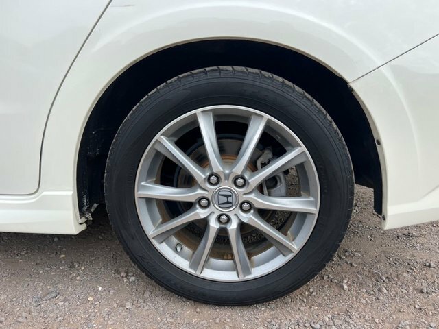 Honda Stream Rsz 2.0I White #50