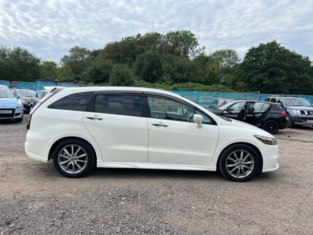 Honda Stream Rsz 2.0I White #23