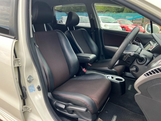 Honda Stream Rsz 2.0I White #26