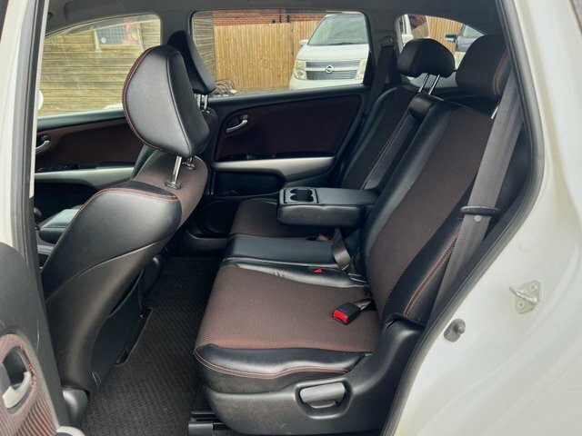 Honda Stream Rsz 2.0I White #36