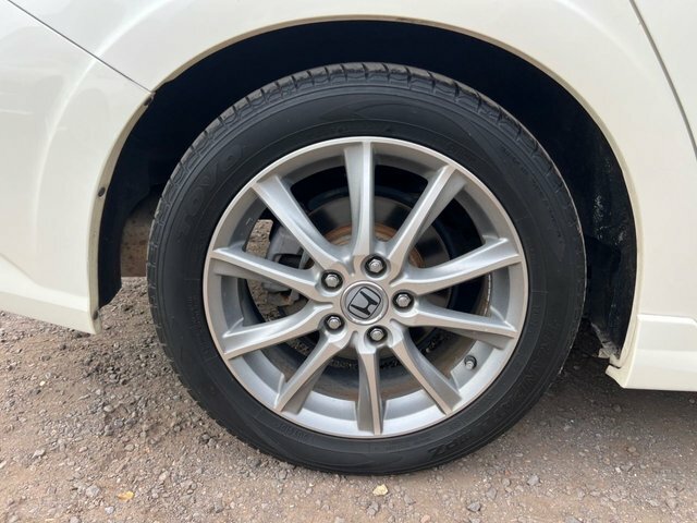 Honda Stream Rsz 2.0I White #49