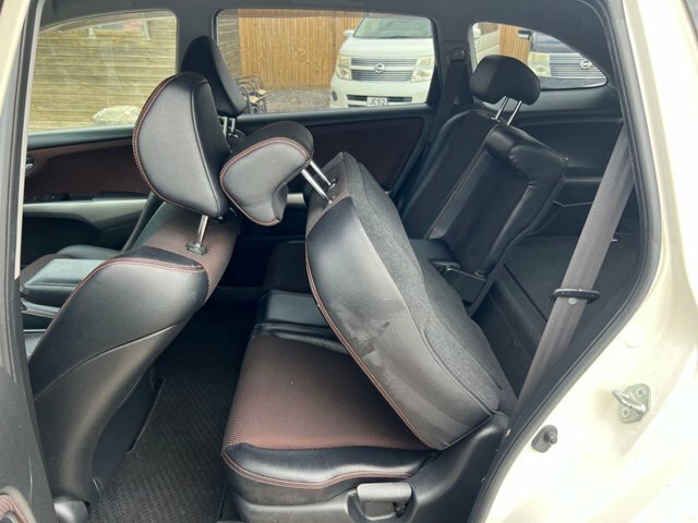 Honda Stream Rsz 2.0I White #37
