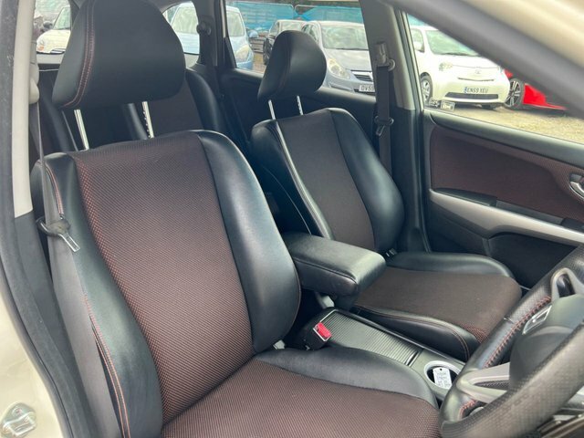 Honda Stream Rsz 2.0I White #27