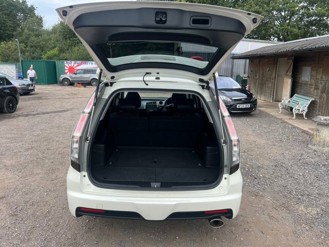 Honda Stream Rsz 2.0I White #45