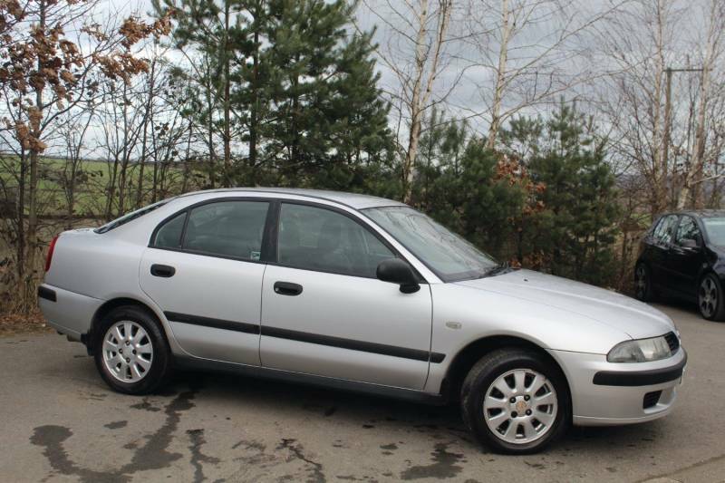 Mitsubishi Carisma 1.9 Td Elegance Silver #28