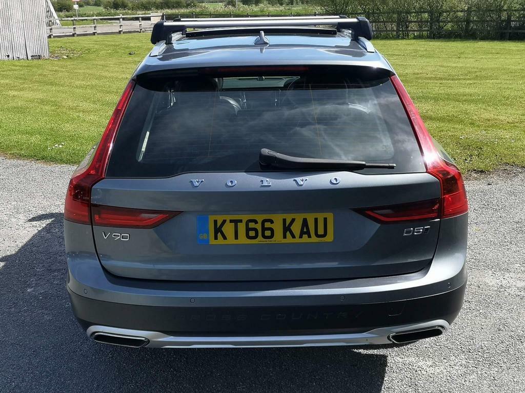 Volvo V90 Cross Country 2L Null Black #20