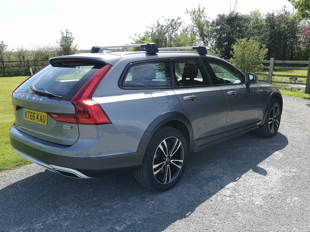 Volvo V90 Cross Country 2L Null Black #8