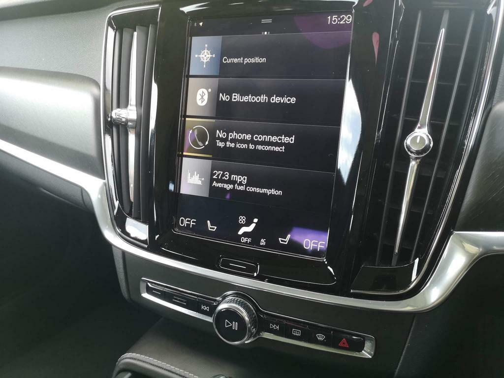 Volvo V90 Cross Country 2L Null Black #44