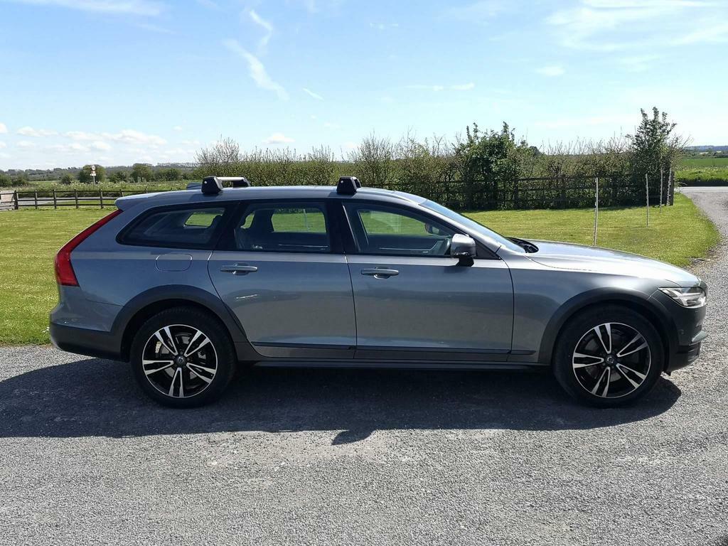 Volvo V90 Cross Country 2L Null Black #7