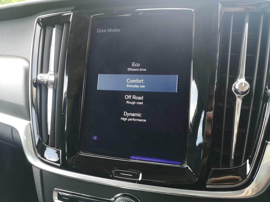 Volvo V90 Cross Country 2L Null Black #52