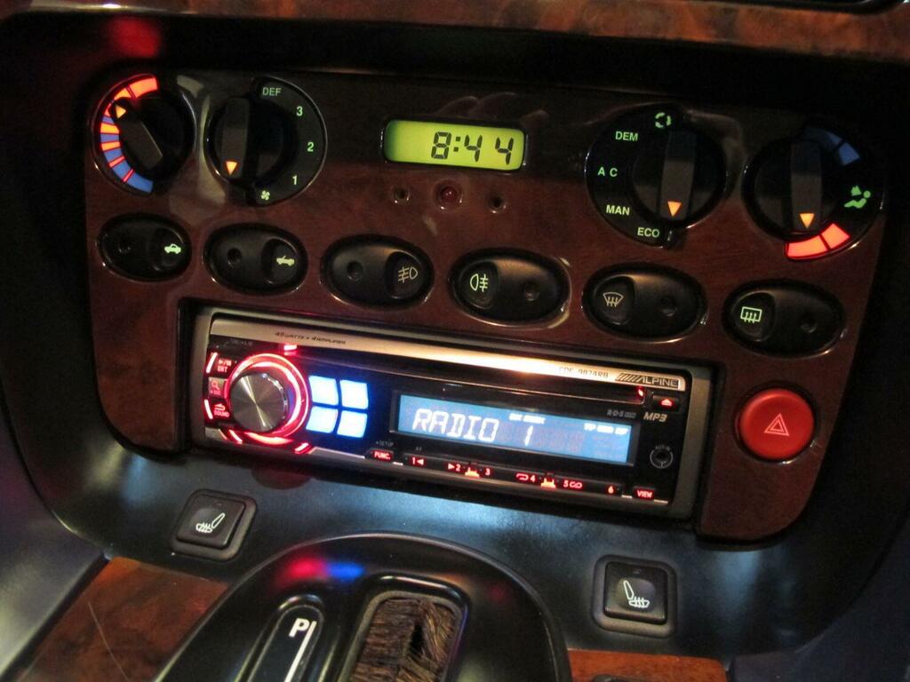 Aston Martin DB7 3.2 Red #37