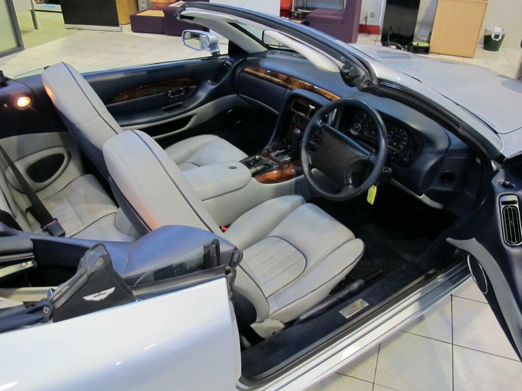Aston Martin DB7 3.2 Red #72
