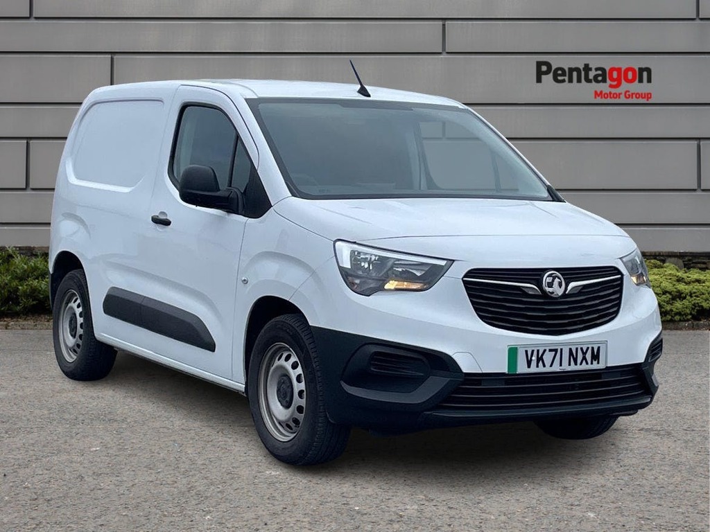 Vauxhall Combo-e Life 2300 50Kwh Dynamic Panel Van L1 White