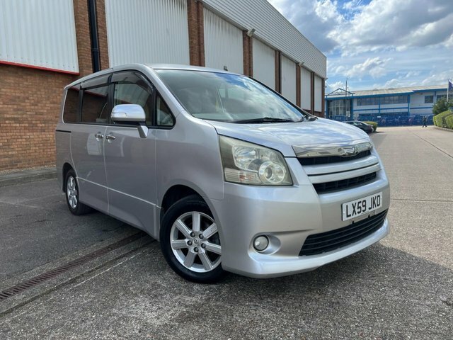 Toyota Noah Petrol Silver #3