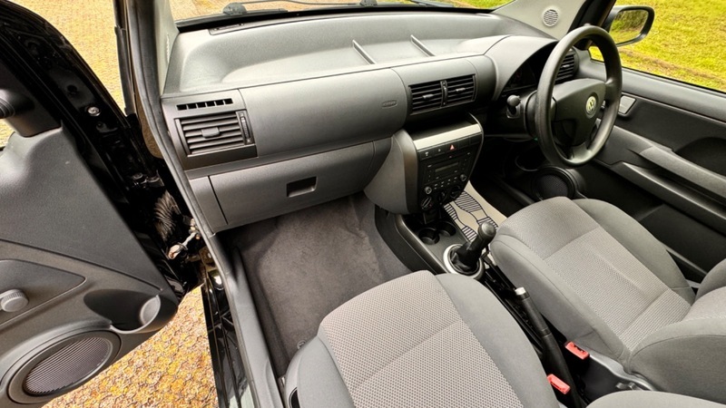 Volkswagen Fox 6V Urban Fox Euro 5 White #14