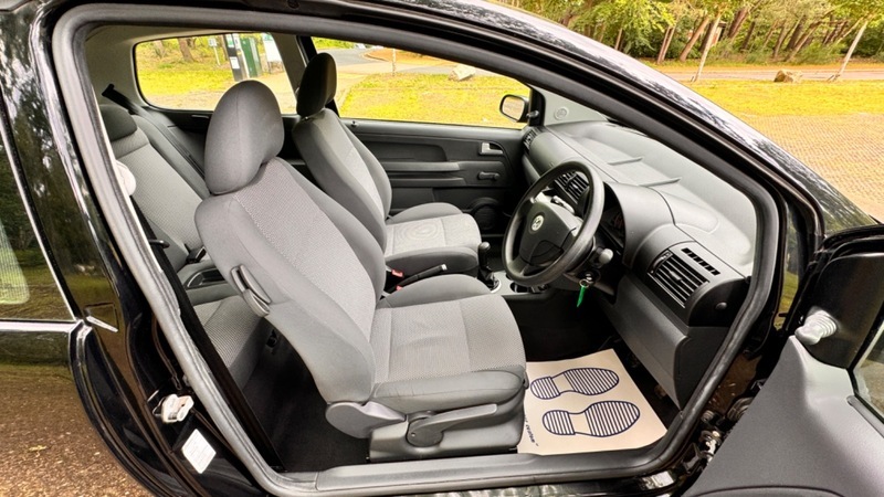 Volkswagen Fox 6V Urban Fox Euro 5 White #2