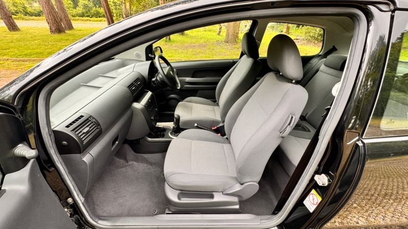 Volkswagen Fox 6V Urban Fox Euro 5 White #15