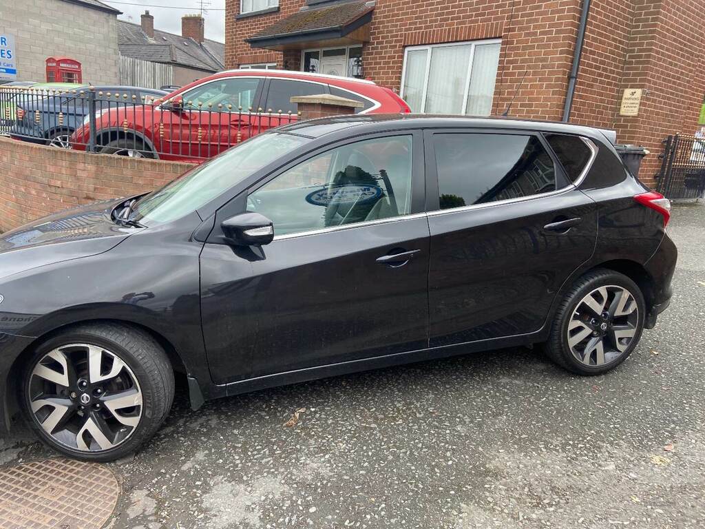 Nissan Pulsar 1.5 Dci Tekna EC12MHC Black #2