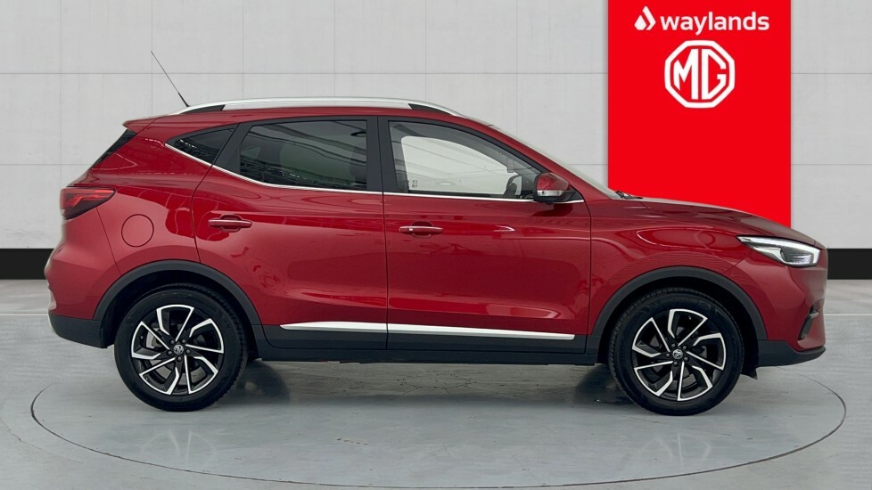 MG ZS 1.0T Gdi Exclusive Red #4