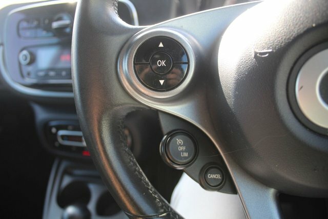 Smart Fortwo Eq Exclusive 17Kwh White #17