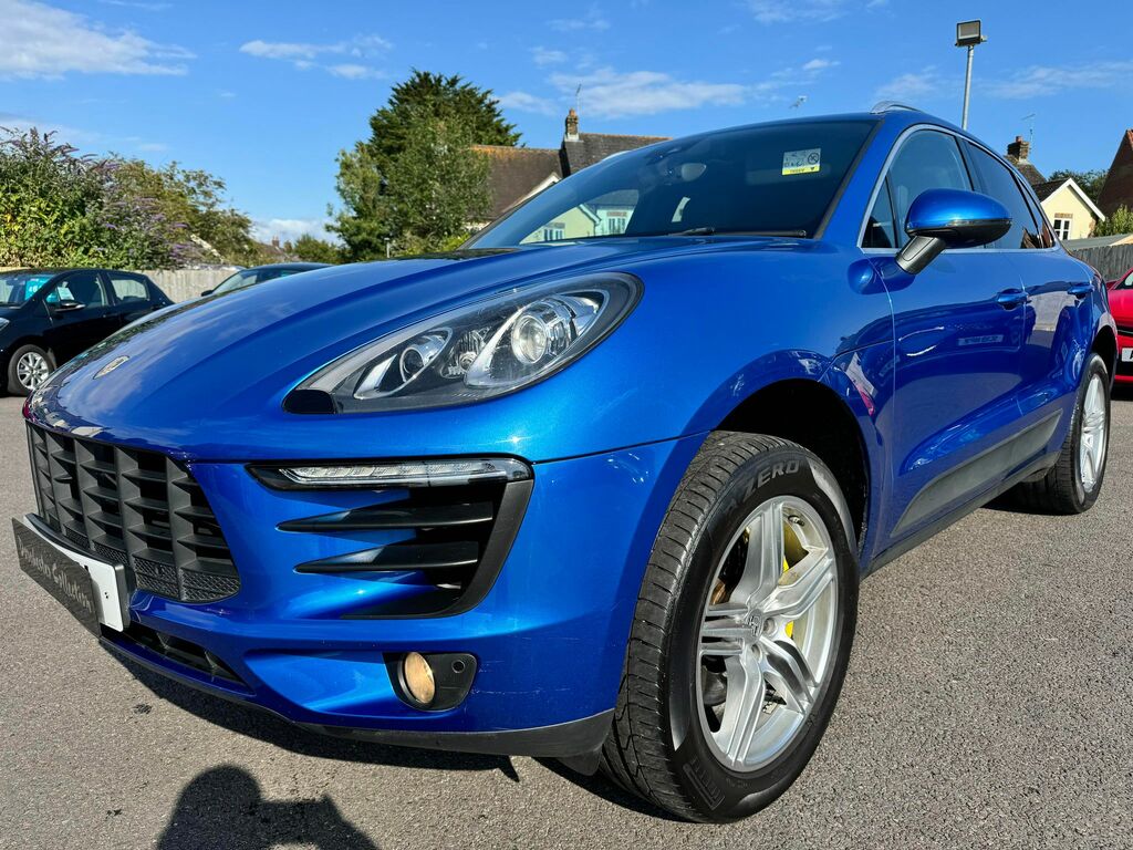 Porsche Macan Sri Red #28