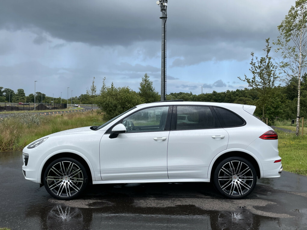 Porsche Cayenne V6 D Tiptronic S YE16FWH #4